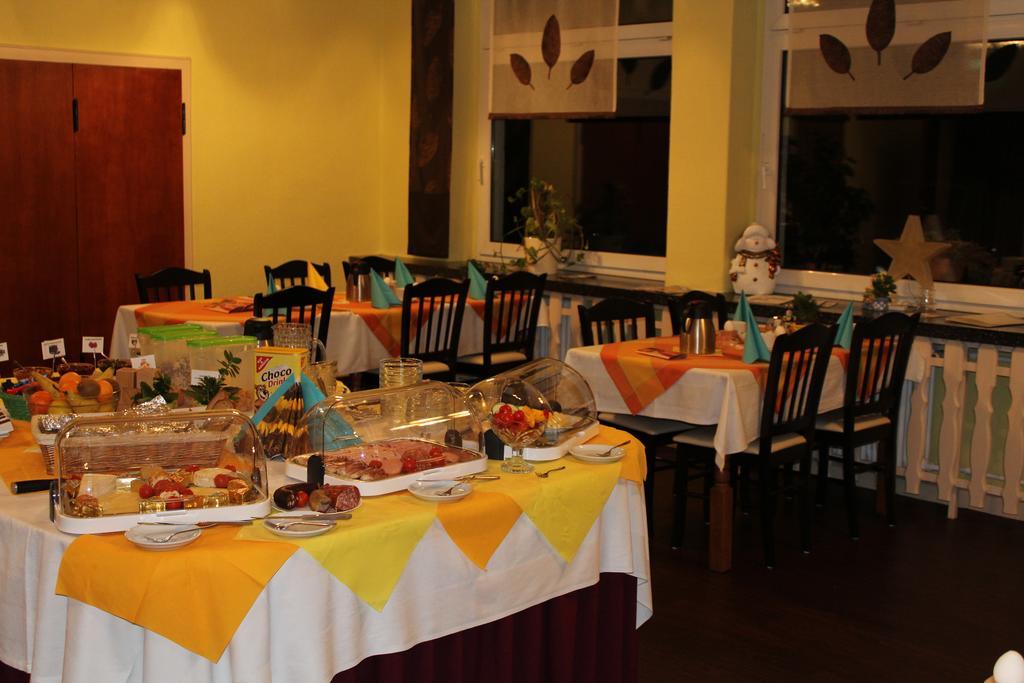 Tivoli Otel Zerbst Dış mekan fotoğraf